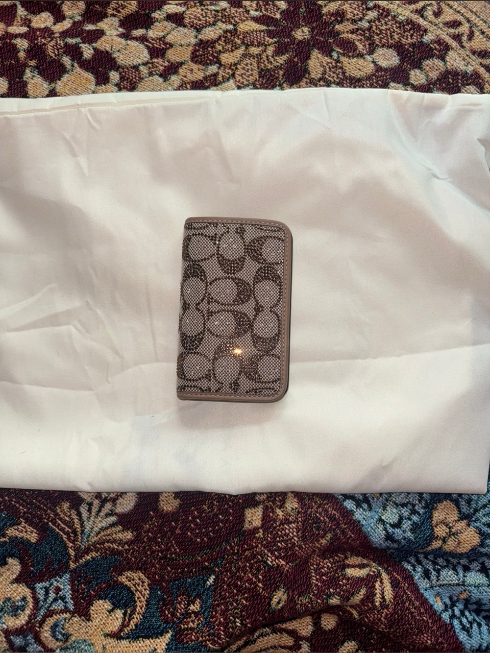 coach essential card holder